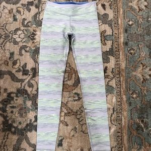 Ivivva green and pink stripes, size 10